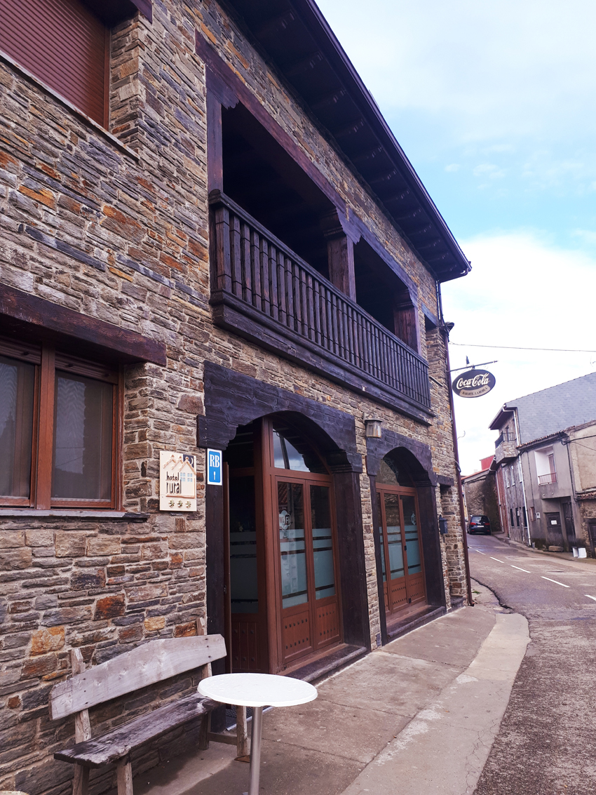 alojamiento en sierra de la culebra