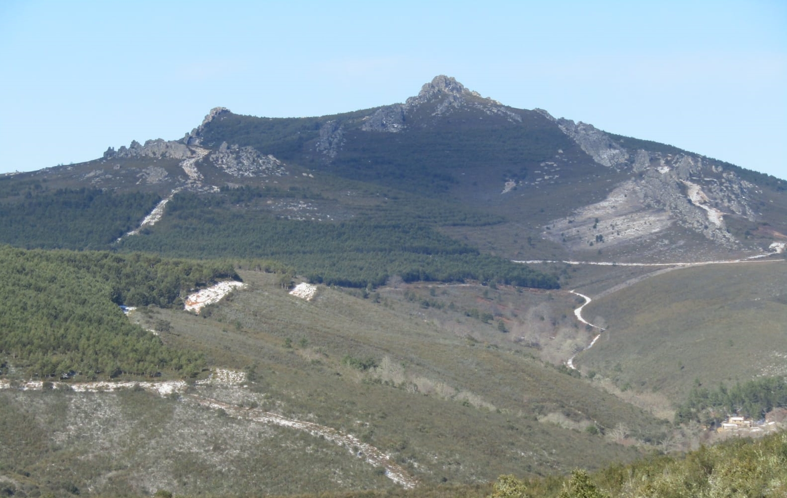 alojamiento economico en sierra de la culebra