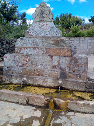 fuente de la aldea en figueruela de arriba